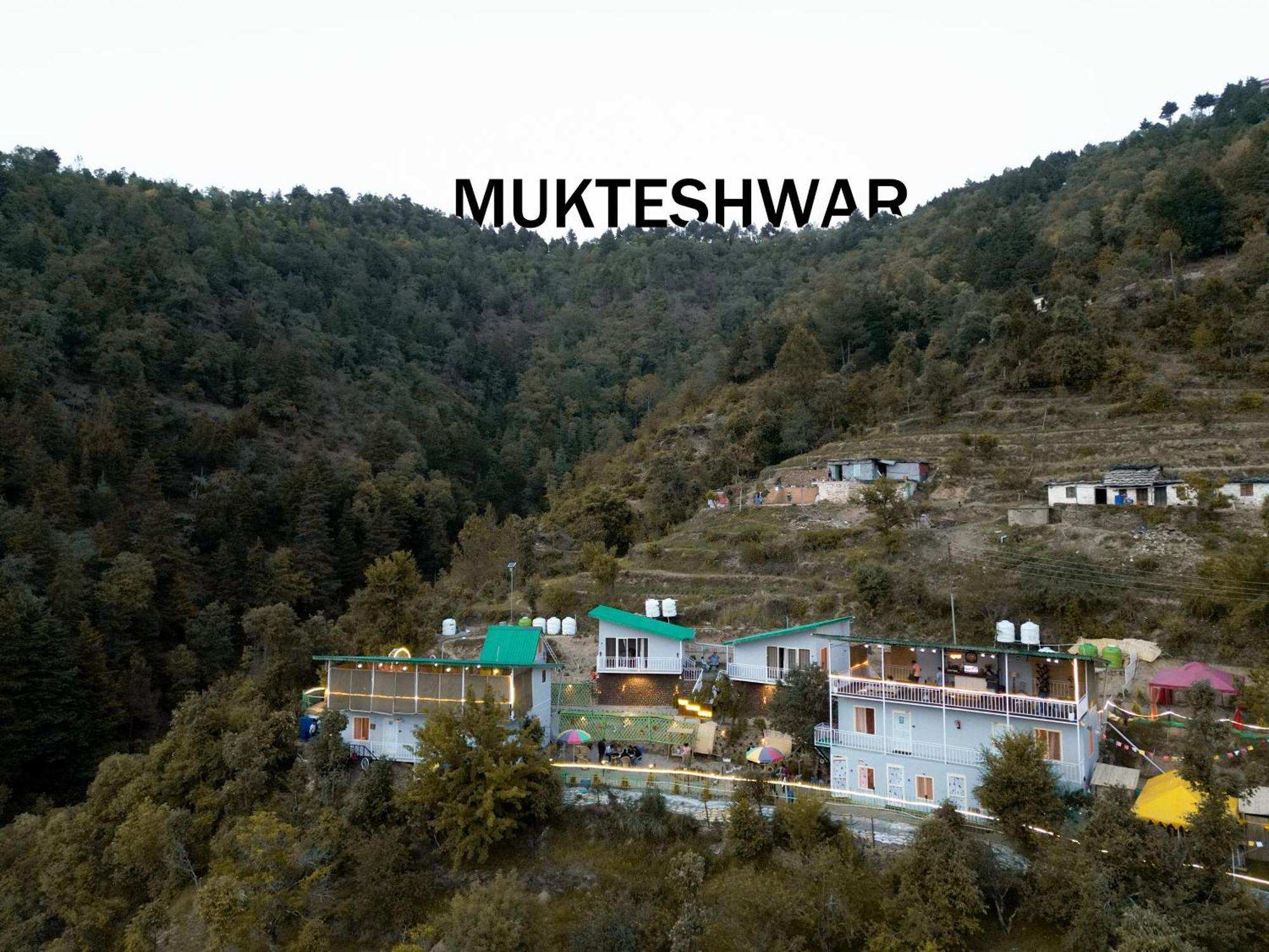 The Rare One'S Mukteshwar - Resort & Cafe Buitenkant foto